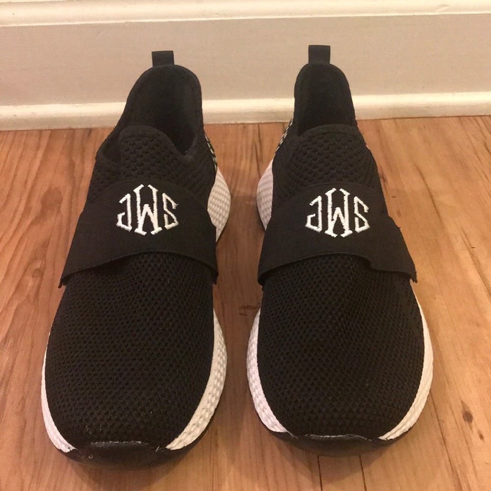 Womens Size 11. JSW Monogram. Brand new never worn